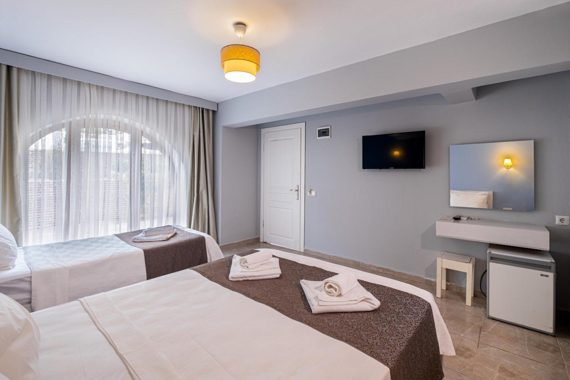 Himm Hotel 卡斯 外观 照片
